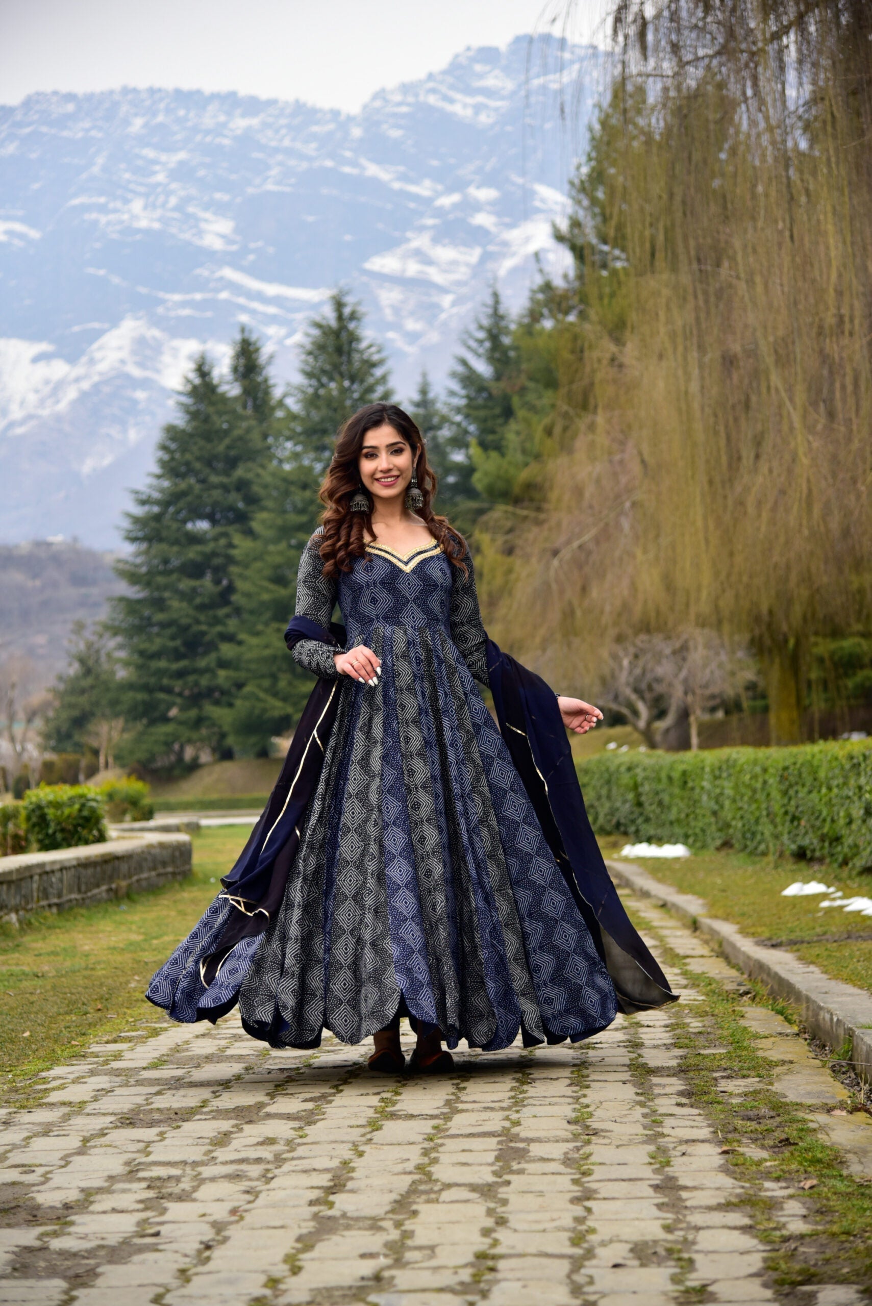 Gayatri black and blue combi maxi set